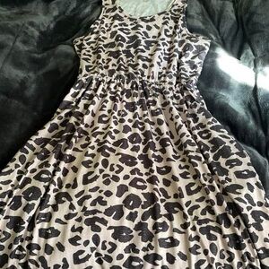 Leopard Print Sleeveless Dress